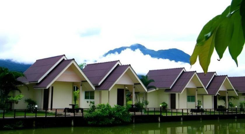 Ban Naam Resort Mae Sai Bagian luar foto
